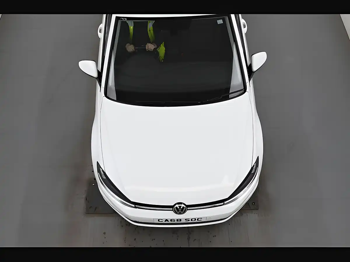 Used 2018 Volkswagen Golf Se Nav White - Interior and Exterior details 3