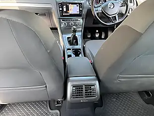 Used 2018 Volkswagen Golf Se Nav White - Interior and Exterior details 16