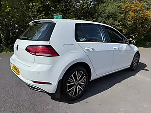 Used 2018 Volkswagen Golf Se Nav White - Interior and Exterior details 4
