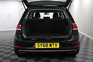 Used 2018 Volkswagen Golf Se Navigation Black - Interior and Exterior details 13