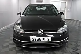 Used 2018 Volkswagen Golf Se Navigation Black - Interior and Exterior details 2