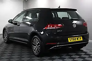 Used 2018 Volkswagen Golf Se Navigation Black - Interior and Exterior details 9