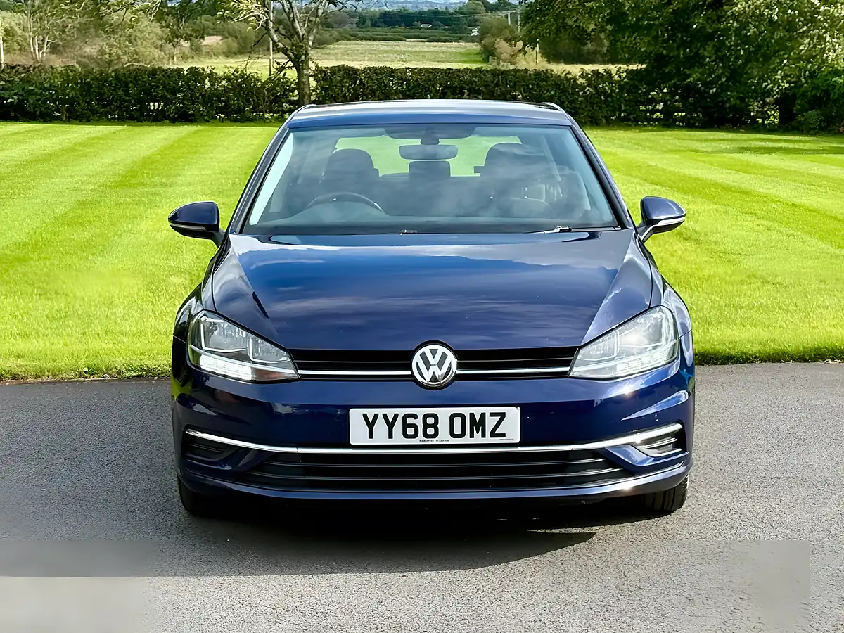 Used 2018 Volkswagen Golf Se Navigation Blue - Interior and Exterior details 2