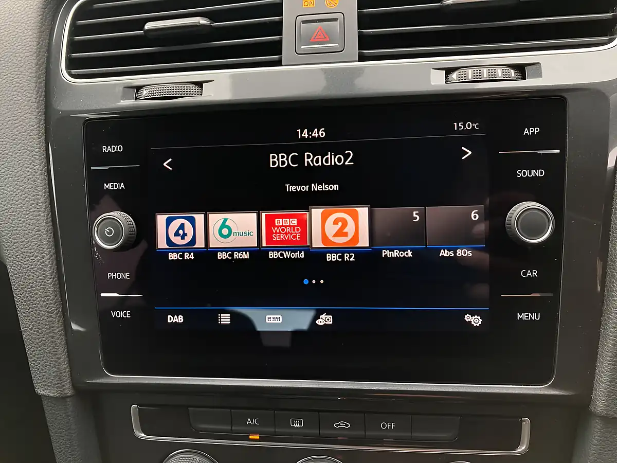 Used 2018 Volkswagen Golf Se Red - Interior and Exterior details 18