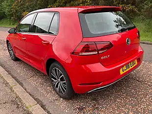 Used 2018 Volkswagen Golf Se Red - Interior and Exterior details 5