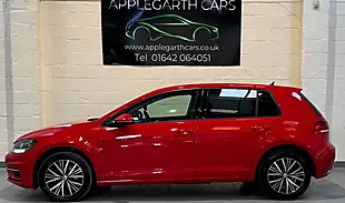 Used 2018 Volkswagen Golf Se Red - Interior and Exterior details 6