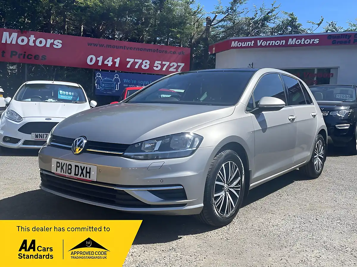 Used 2018 Volkswagen Golf Se Silver - Front View