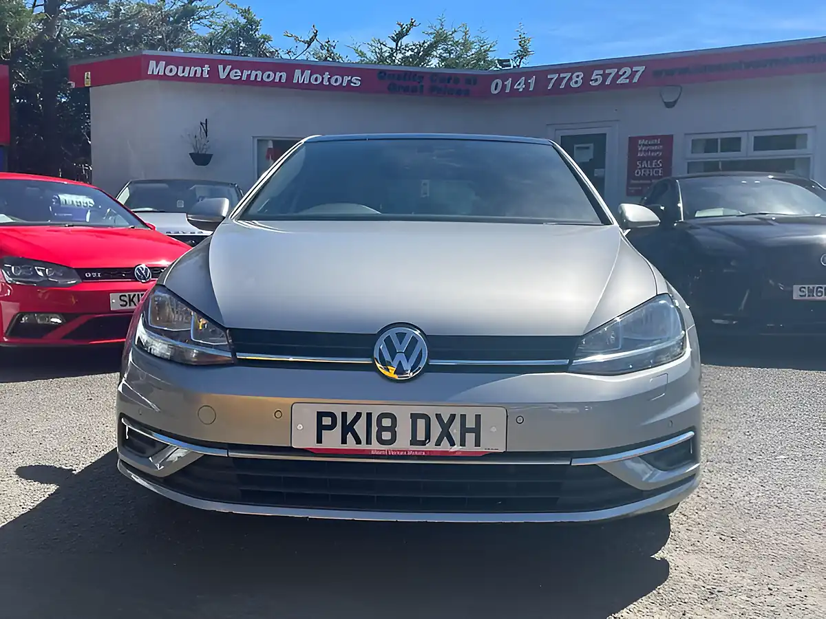 Used 2018 Volkswagen Golf Se Silver - Interior and Exterior details 12