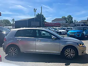 Used 2018 Volkswagen Golf Se Silver - Interior and Exterior details 9