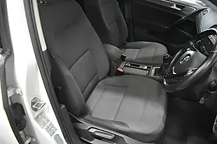 Used 2018 Volkswagen Golf Se White - Interior and Exterior details 10