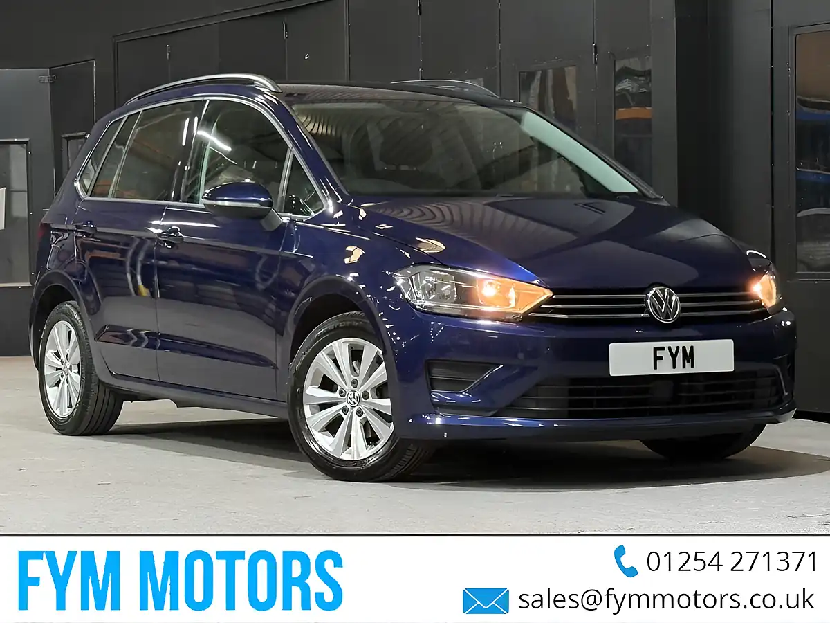 Used 2018 Volkswagen Golf Sv Se Blue - Front View