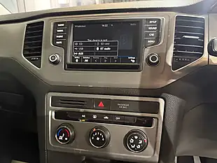 Used 2018 Volkswagen Golf Sv Se Blue - Interior and Exterior details 12