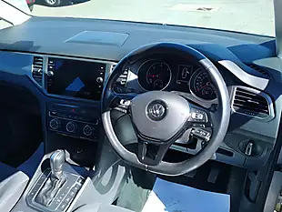Used 2018 Volkswagen Golf Sv Se Nav Silver - Interior and Exterior details 12