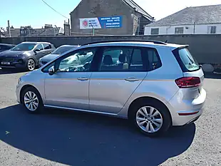 Used 2018 Volkswagen Golf Sv Se Nav Silver - Interior and Exterior details 2