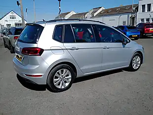 Used 2018 Volkswagen Golf Sv Se Nav Silver - Interior and Exterior details 5