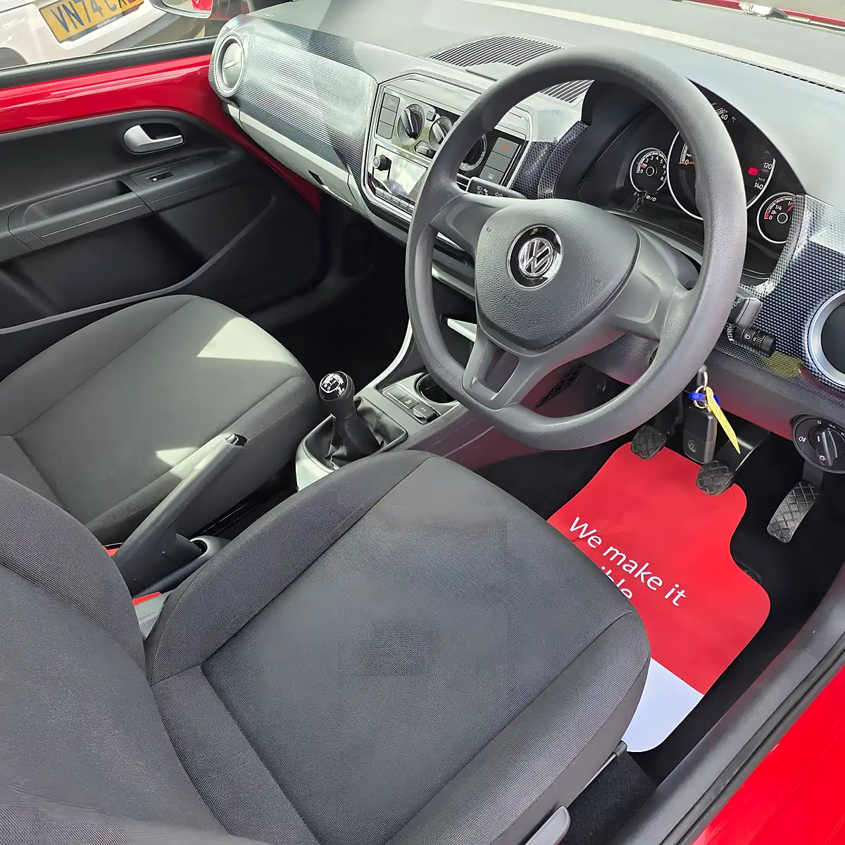 Used 2018 Volkswagen Move Up! Flame Red - Interior and Exterior details 15