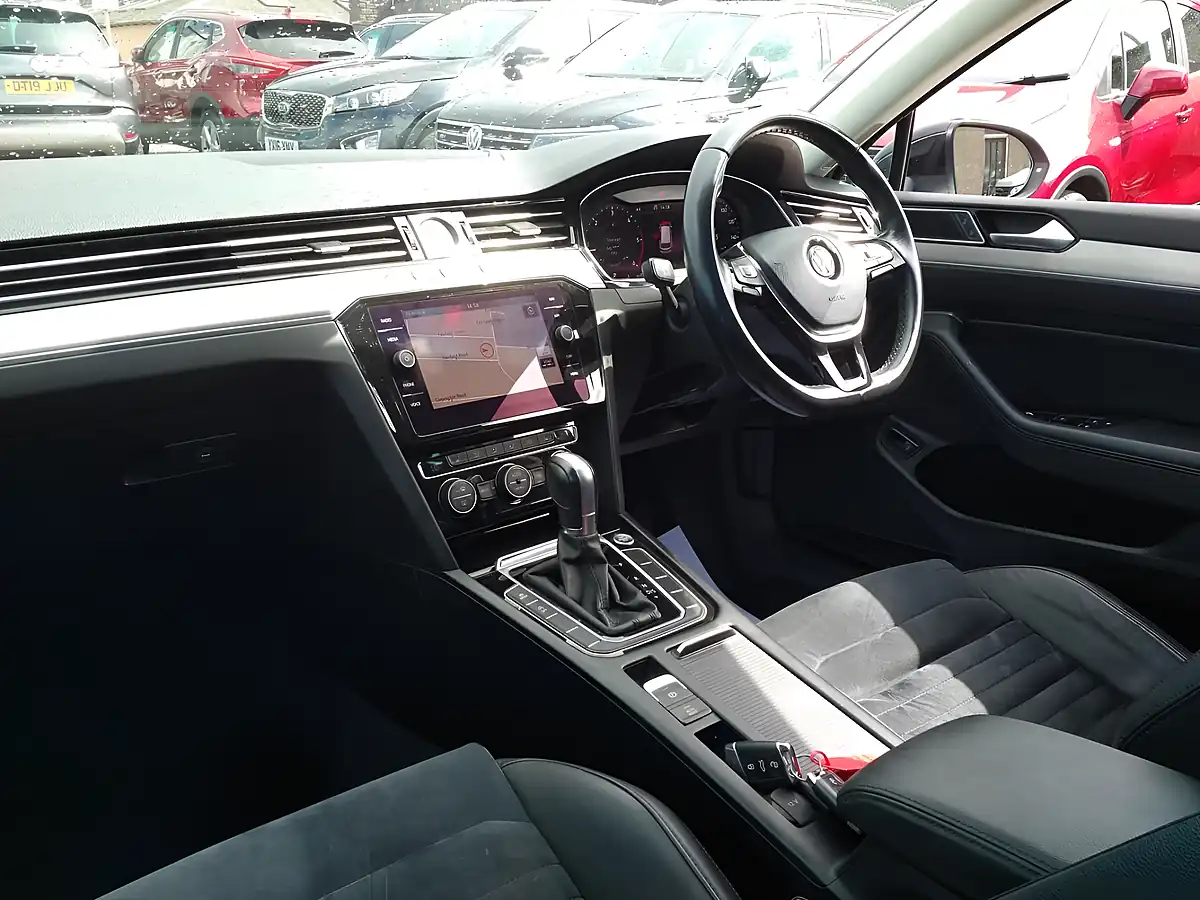 Used 2018 Volkswagen Passat GT Black - Interior and Exterior details 13
