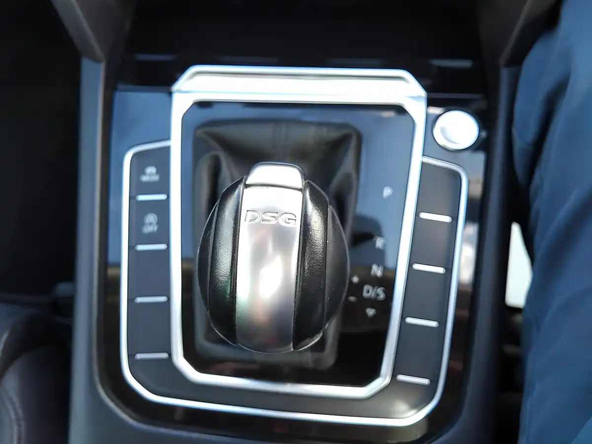 Used 2018 Volkswagen Passat GT Black - Interior and Exterior details 18
