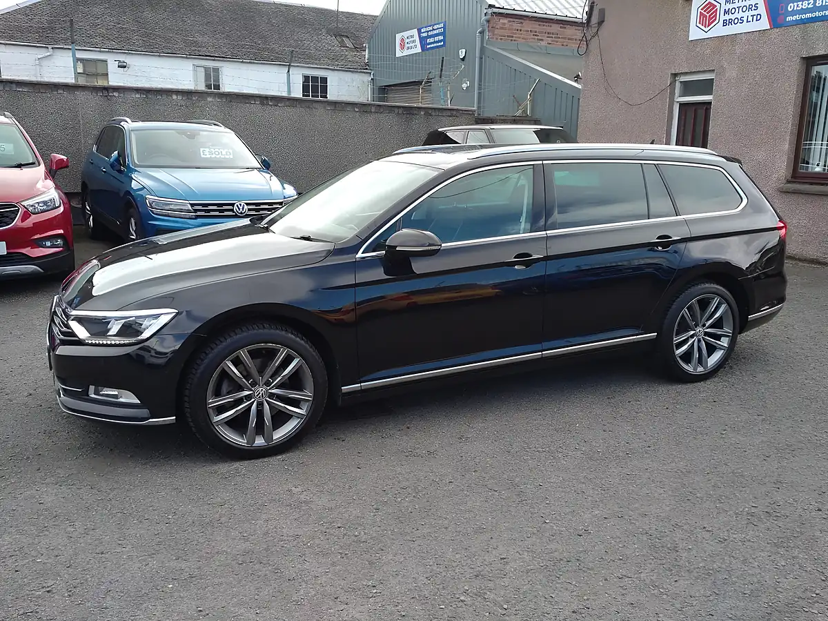 Used 2018 Volkswagen Passat GT Black - Interior and Exterior details 2