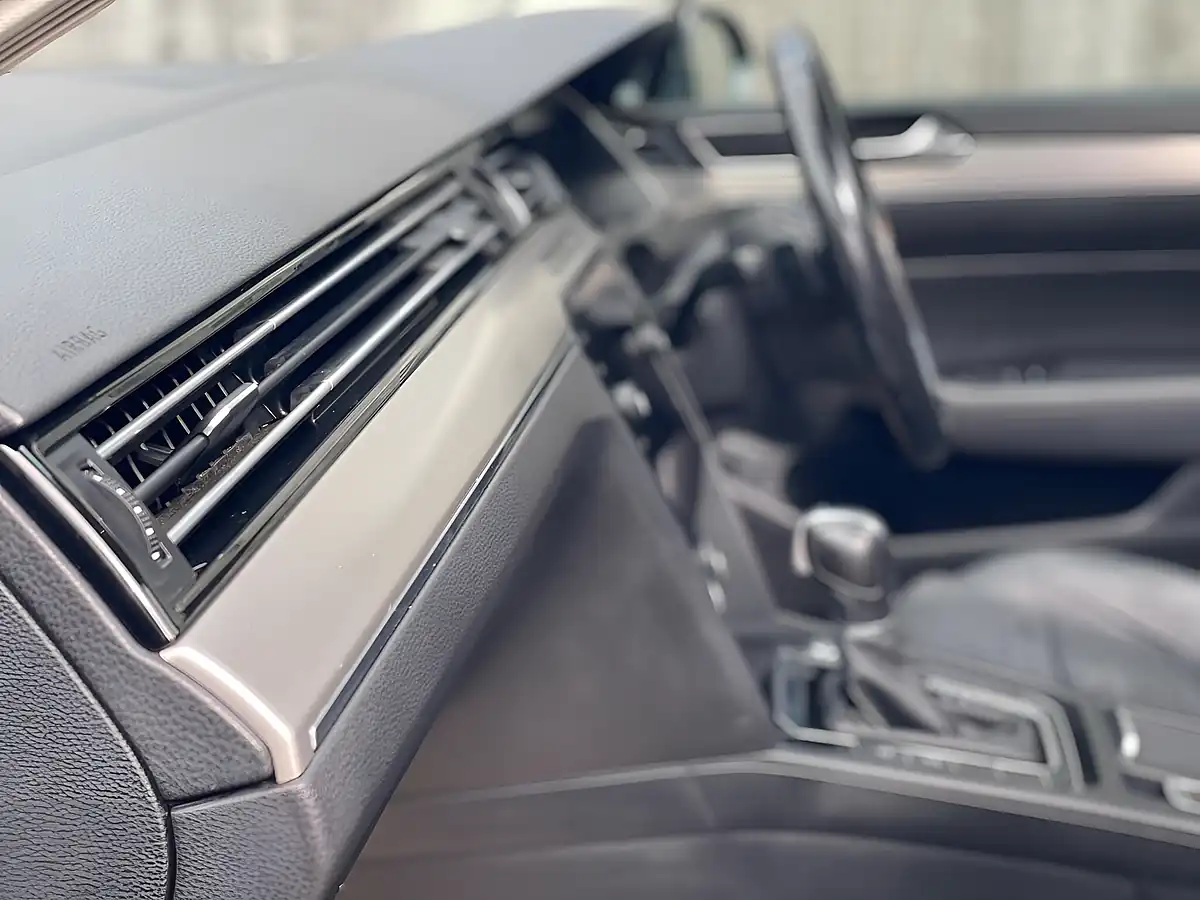 Used 2018 Volkswagen Passat GT Grey - Interior and Exterior details 15