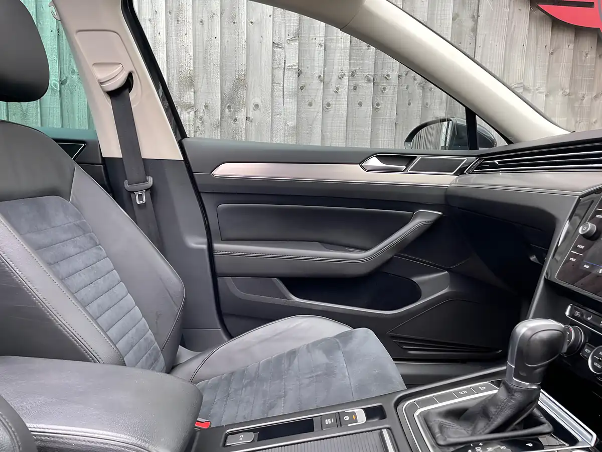Used 2018 Volkswagen Passat GT Grey - Interior and Exterior details 19