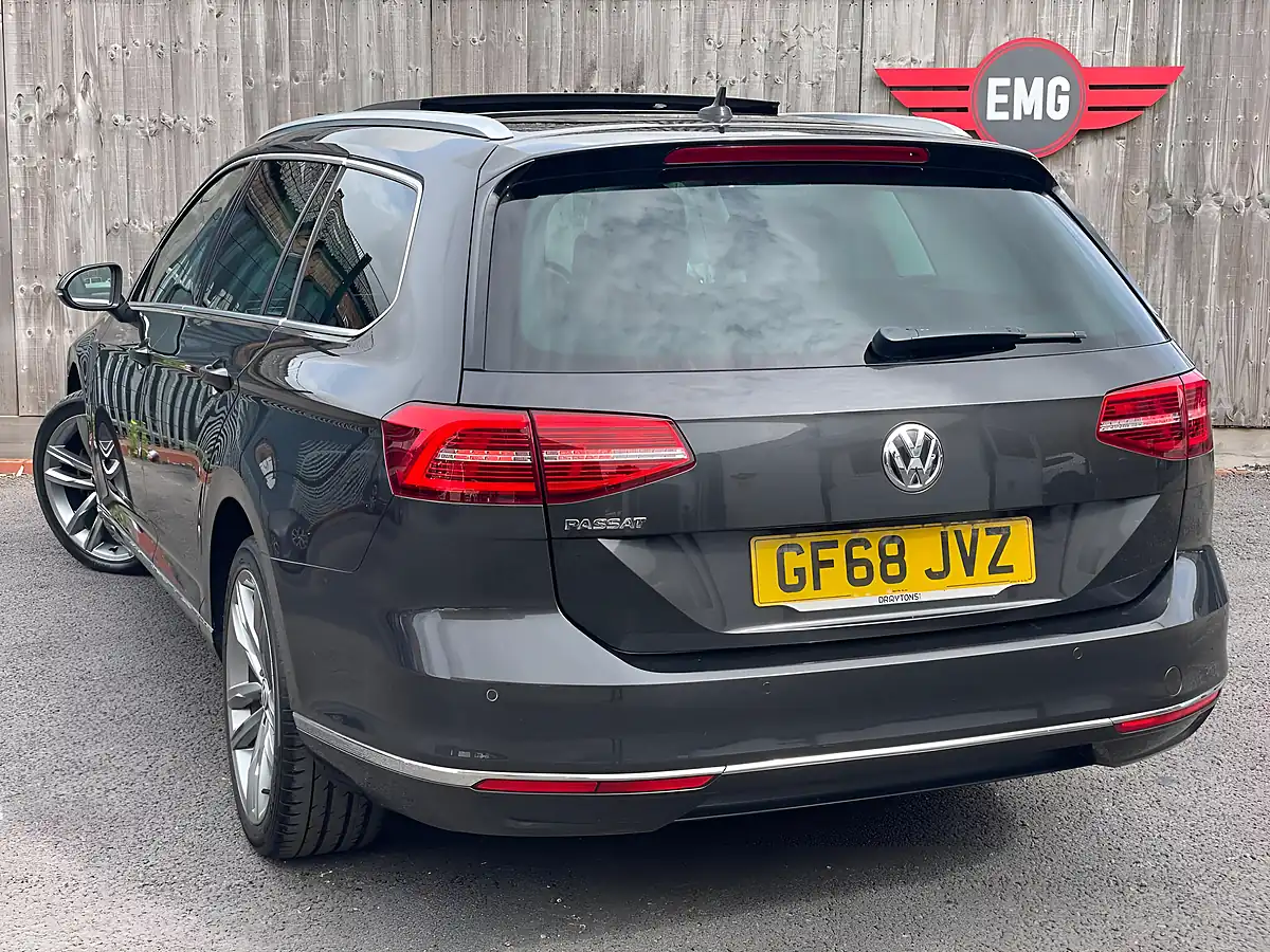 Used 2018 Volkswagen Passat GT Grey - Interior and Exterior details 2