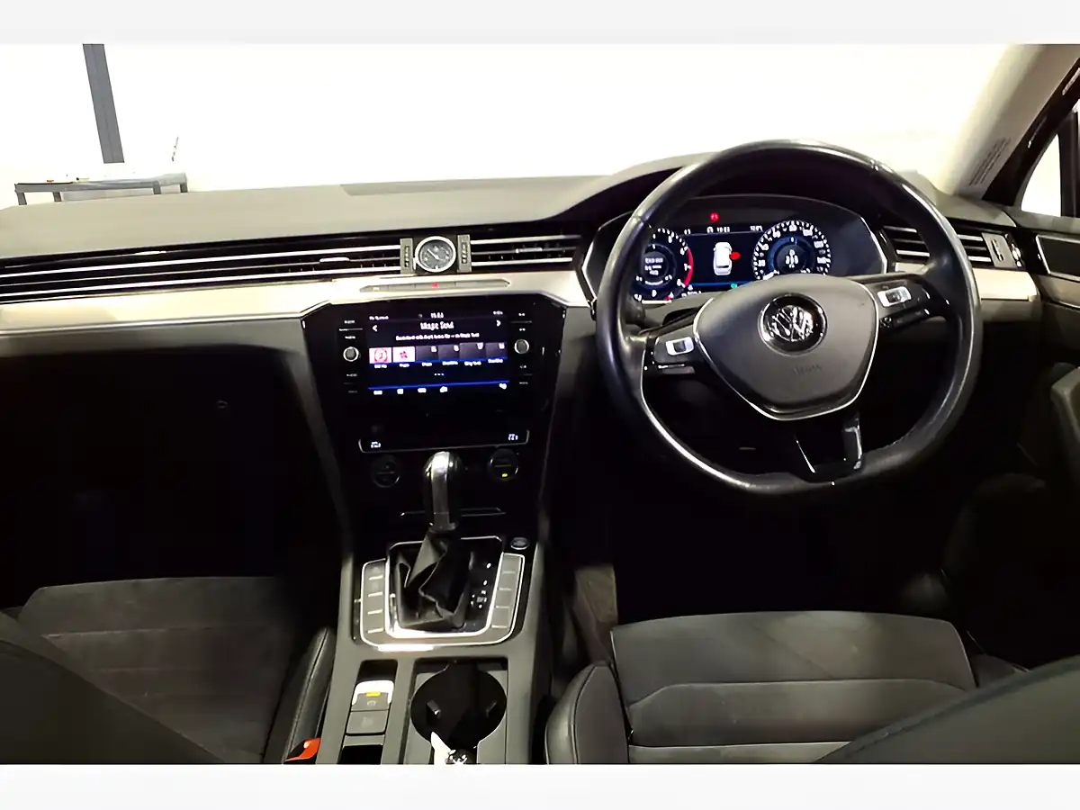 Used 2018 Volkswagen Passat GT Grey - Interior and Exterior details 14