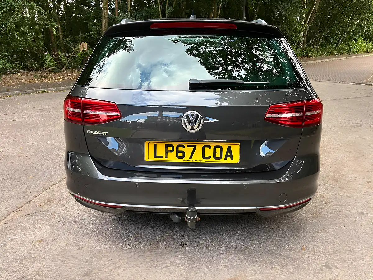 Used 2018 Volkswagen Passat GT Grey - Interior and Exterior details 8
