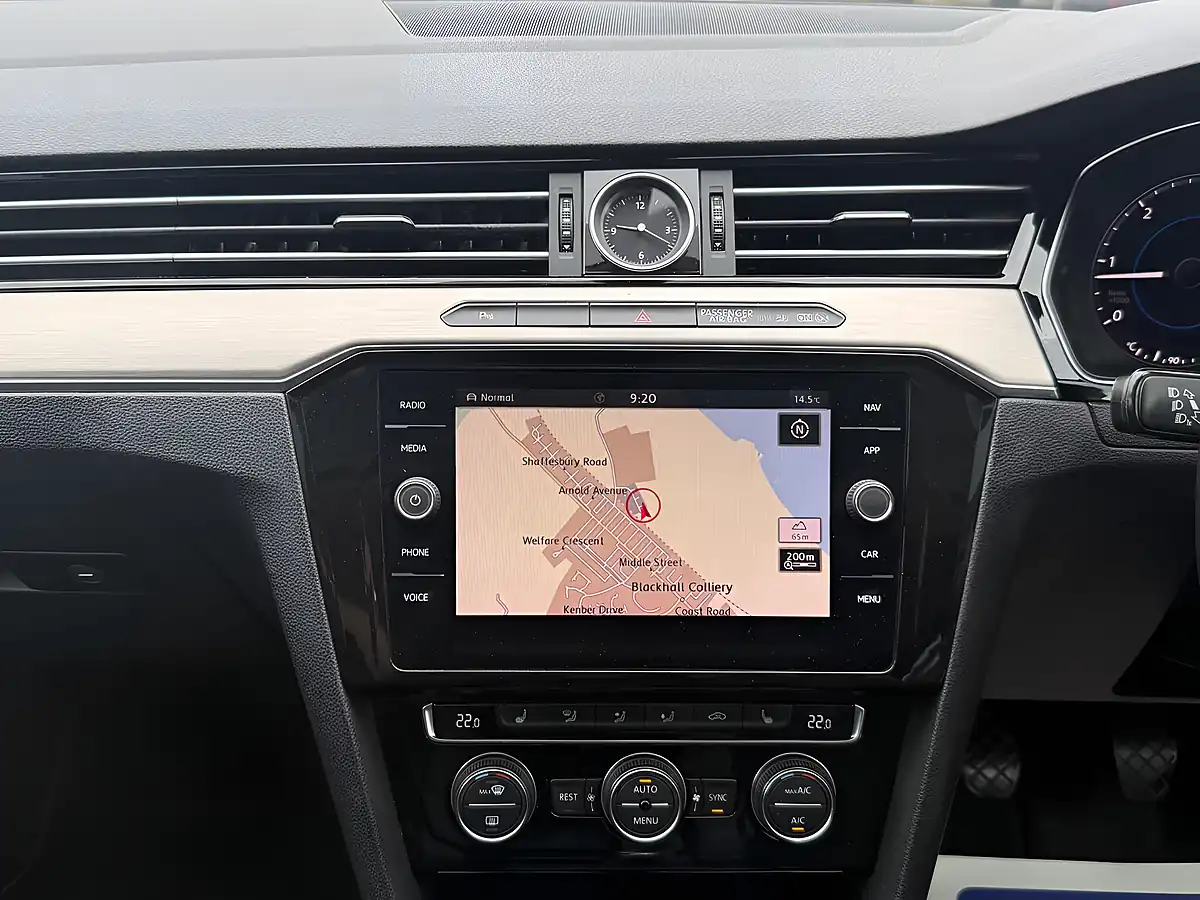 Used 2018 Volkswagen Passat GT Manganese Grey - Interior and Exterior details 13