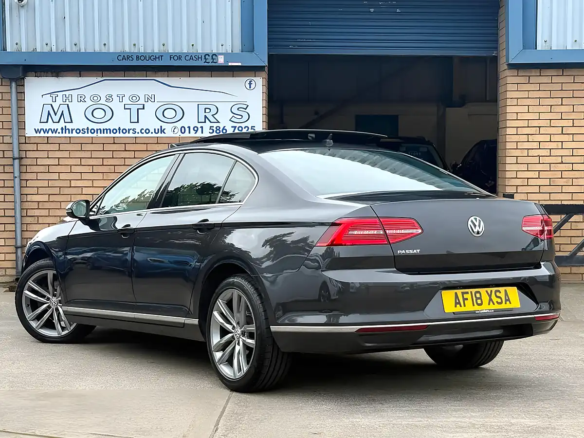 Used 2018 Volkswagen Passat GT Manganese Grey - Interior and Exterior details 3