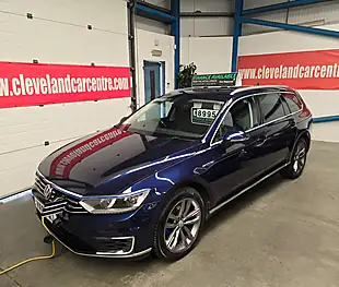 Used 2018 Volkswagen Passat Gte Blue - Interior and Exterior details 5