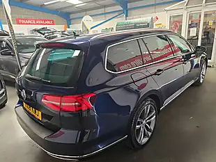 Used 2018 Volkswagen Passat Gte Blue - Interior and Exterior details 9
