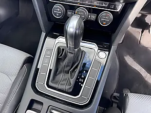 Used 2018 Volkswagen Passat R-Line Silver - Interior and Exterior details 16