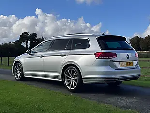Used 2018 Volkswagen Passat R-Line Silver - Interior and Exterior details 6