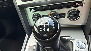 Used 2018 Volkswagen Passat Se Business Black - Interior and Exterior details 15