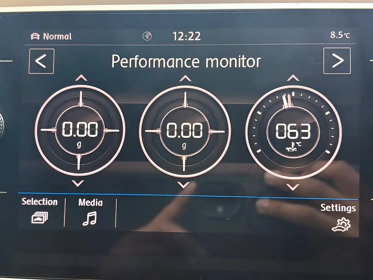 Used 2018 Volkswagen Passat Se Business Blue - Interior and Exterior details 15