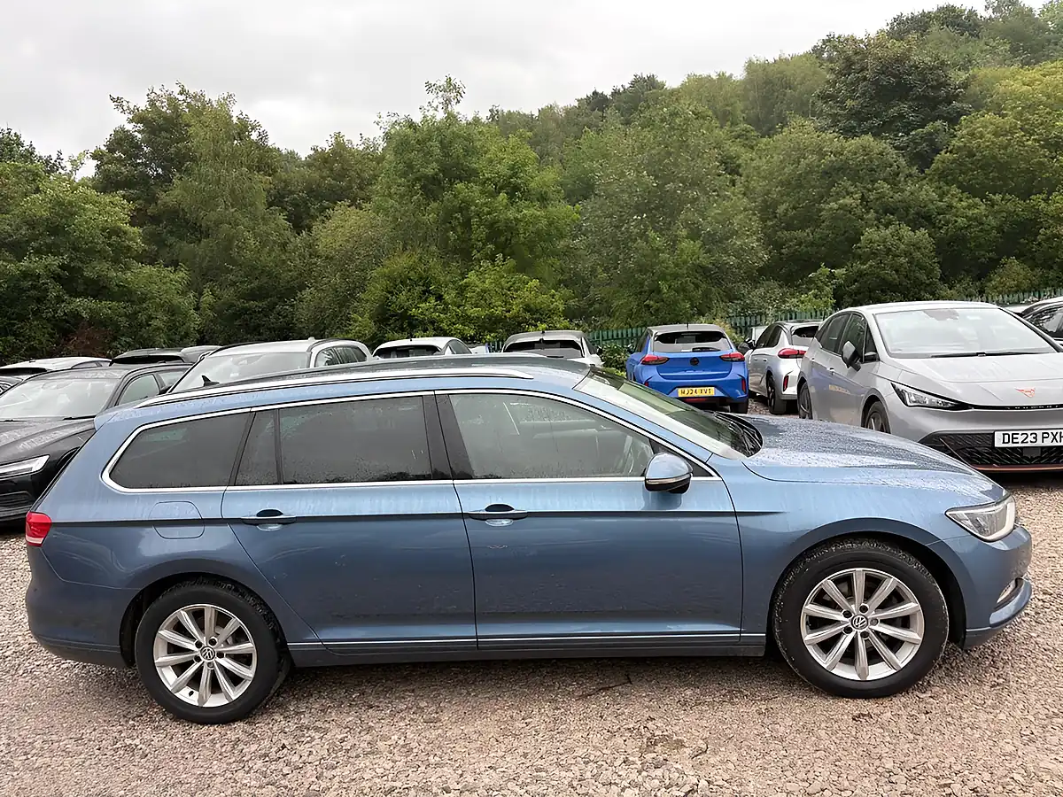 Used 2018 Volkswagen Passat Se Business Blue - Interior and Exterior details 20