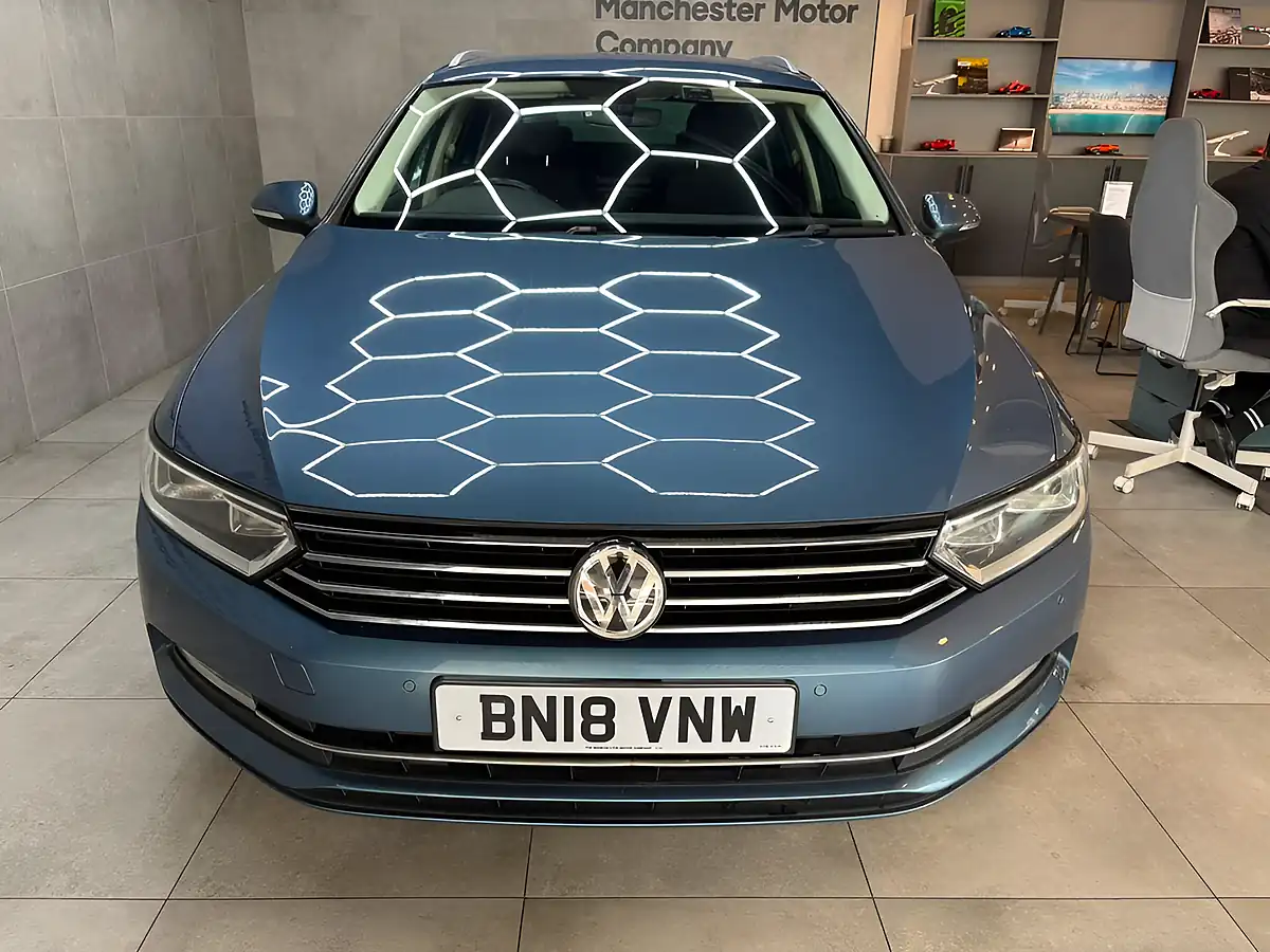 Used 2018 Volkswagen Passat Se Business Blue - Interior and Exterior details 7
