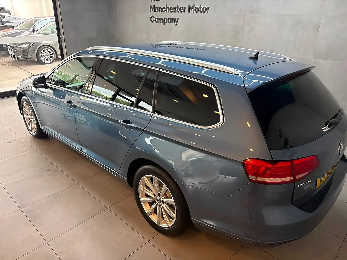 Used 2018 Volkswagen Passat Se Business Blue - Interior and Exterior details 8