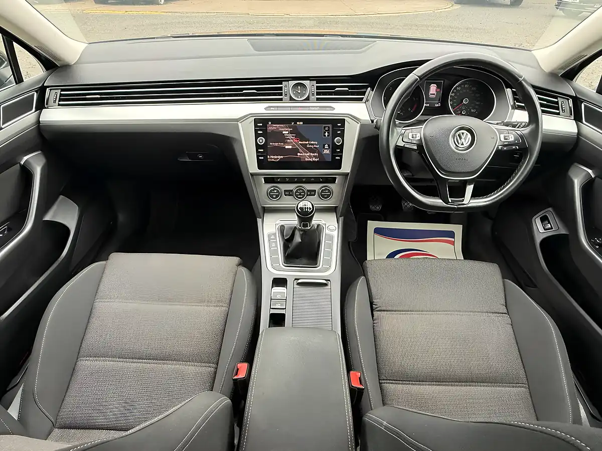Used 2018 Volkswagen Passat Se Business Manganese Grey - Interior and Exterior details 10