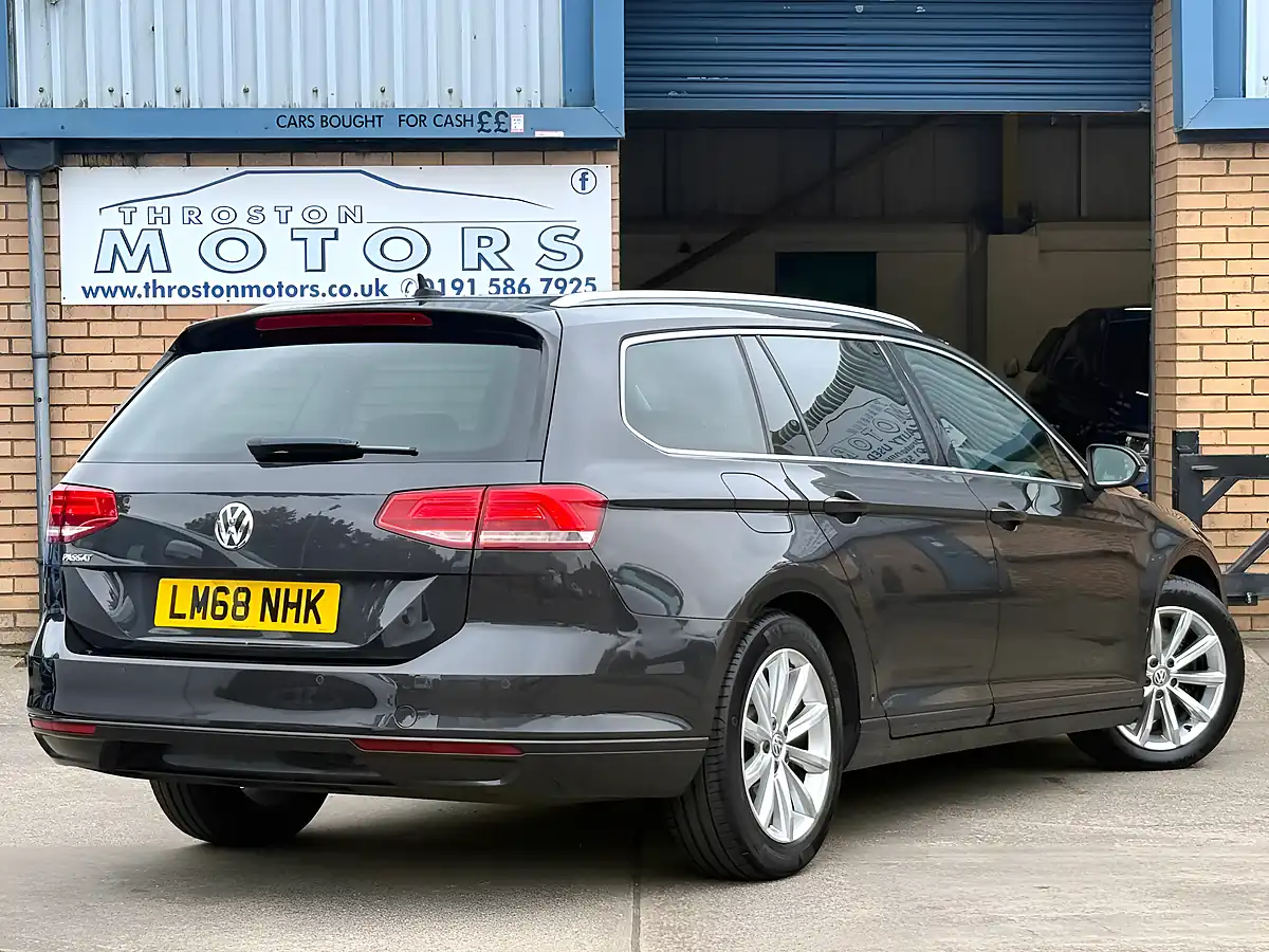 Used 2018 Volkswagen Passat Se Business Manganese Grey - Interior and Exterior details 4