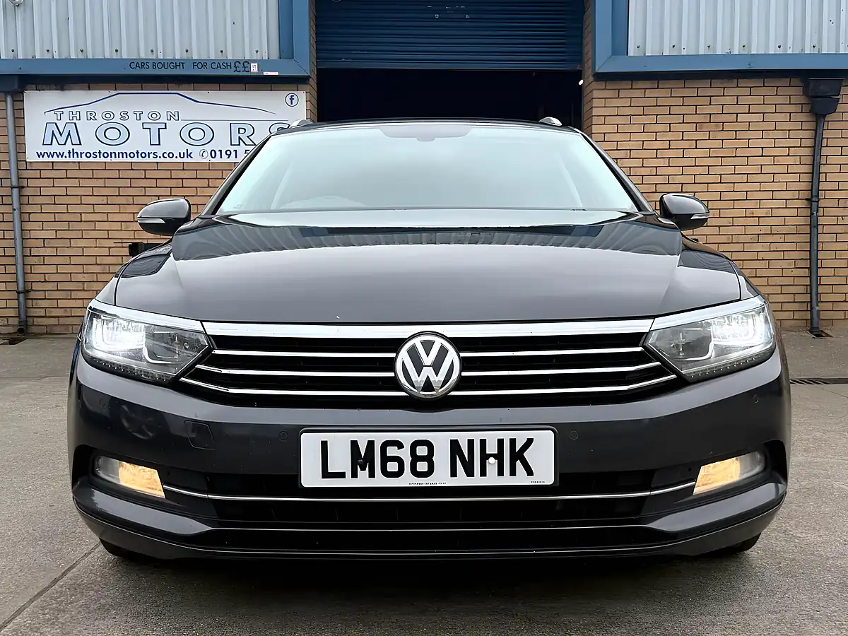 Used 2018 Volkswagen Passat Se Business Manganese Grey - Interior and Exterior details 7