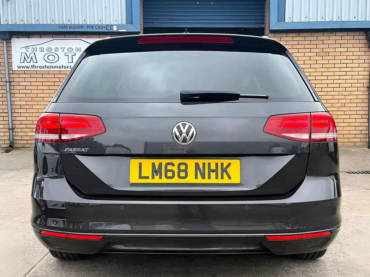 Used 2018 Volkswagen Passat Se Business Manganese Grey - Interior and Exterior details 8