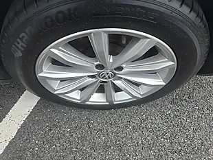 Used 2018 Volkswagen Passat Se Business Silver - Interior and Exterior details 10