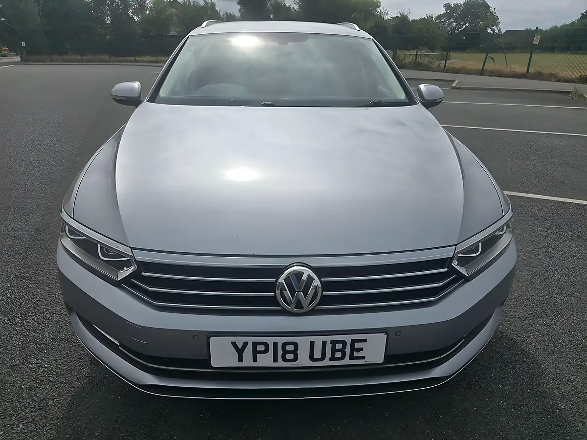 Used 2018 Volkswagen Passat Se Business Silver - Interior and Exterior details 2