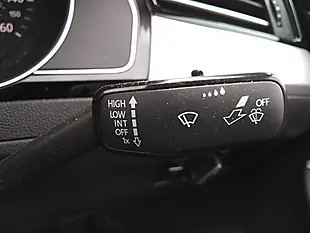 Used 2018 Volkswagen Passat Se Business Silver - Interior and Exterior details 19