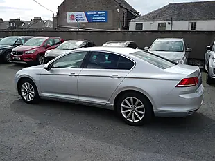 Used 2018 Volkswagen Passat Se Business Silver - Interior and Exterior details 4