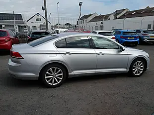 Used 2018 Volkswagen Passat Se Business Silver - Interior and Exterior details 8