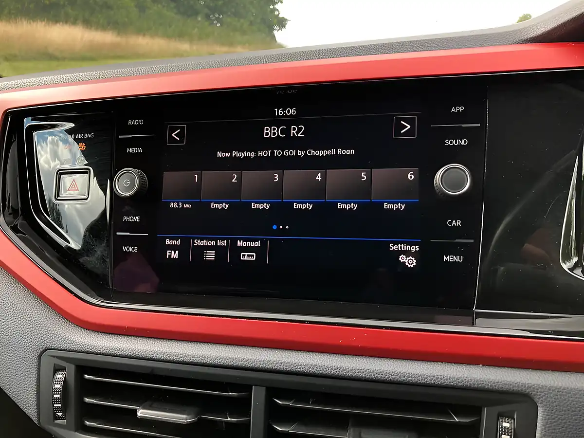 Used 2018 Volkswagen Polo Beats Black - Interior and Exterior details 16