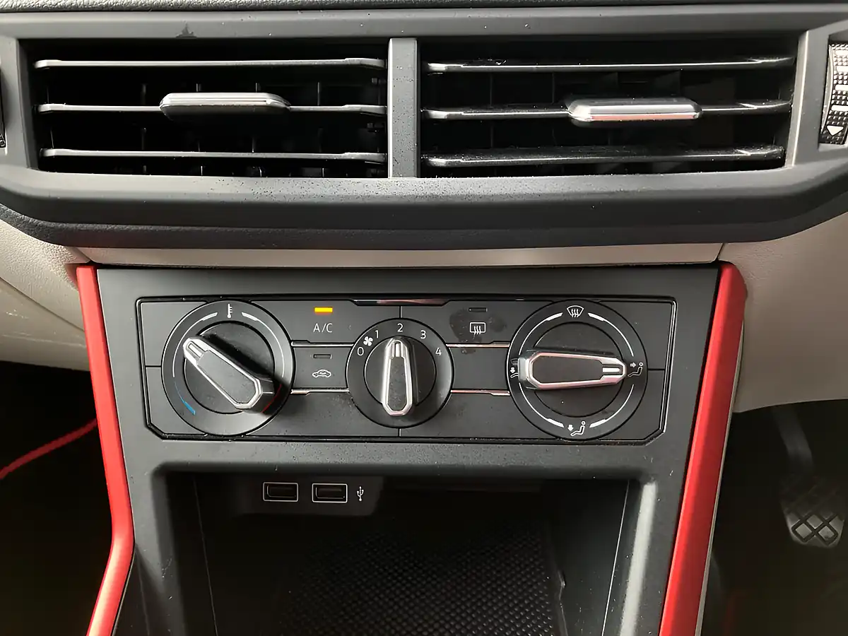 Used 2018 Volkswagen Polo Beats Black - Interior and Exterior details 18